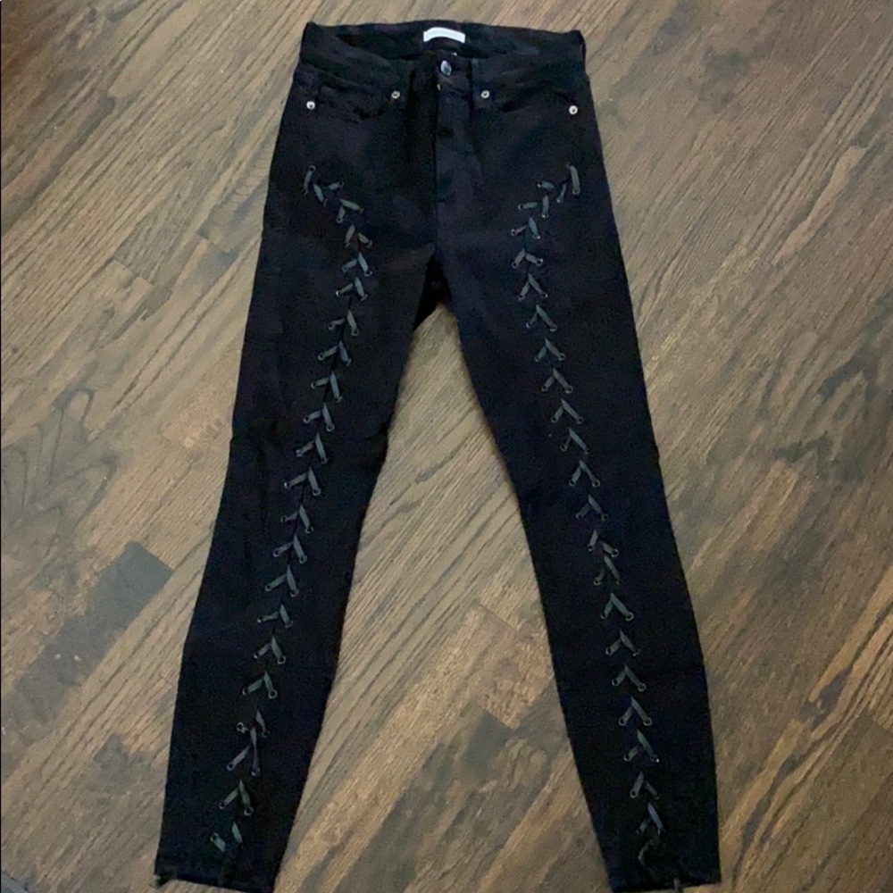 Good American Black front lace jeans